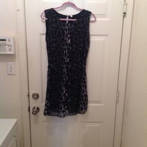 Ladies dress from Michael F. And size Large